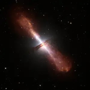 Astronomové Odhalili, Jak Černé Díry Hubí Hvězdotvorný Plyn V Galaxiích
