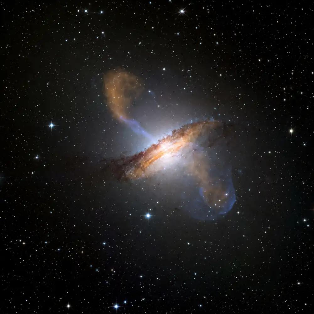 Webb Zachytil Nejdetailnější Snímek Galaxie Centaurus A
