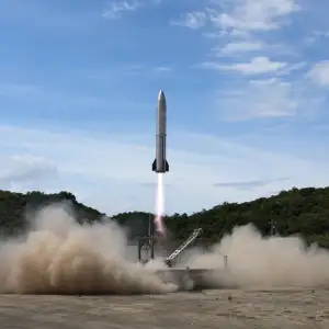 Jaxa Úspěšně Otestovala Prototyp Opakovaně Použitelné Rakety Rv-X