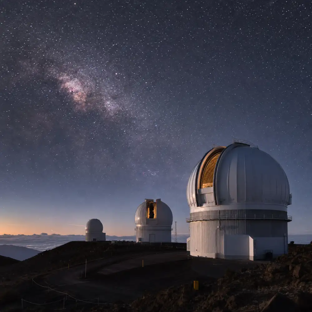 Astronomové Spojili Záhadu Little Red Dots S Původem Globulárních Hvězdokup