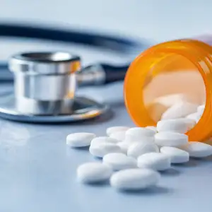 Fda Schválila Lék Tudriqev Na Melanom Za 450 000 Dolarů Po Dvou Zamítnutích