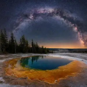 Yellowstonský Pramen Silex Spring Pod Obloukem Mléčné Dráhy Zaujal Astronomy