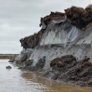 Studie: Narušený Permafrost Může Zrychlit Erozi Arktických Řek Až Desetkrát