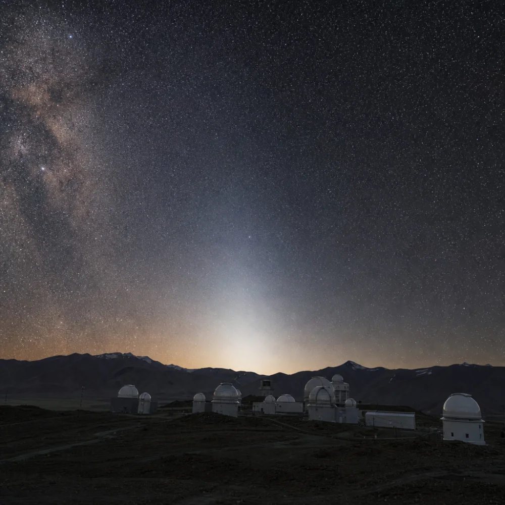 Nasa Zveřejnila Snímek Zodiakálního Světla Nad Indickou Observatoří Hanle